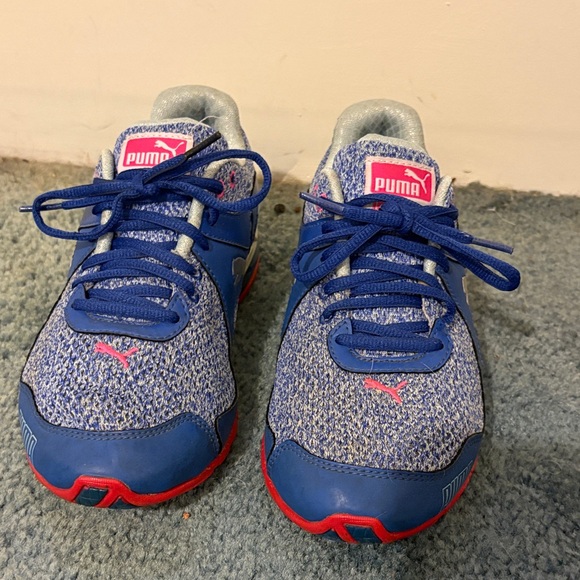 Puma Blue and Pink Running Shoes - Picture 2 of 5